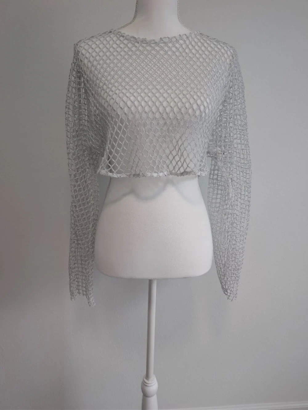 ZARA Open Knit Fishnet Cropped Long Sleeve Top L
